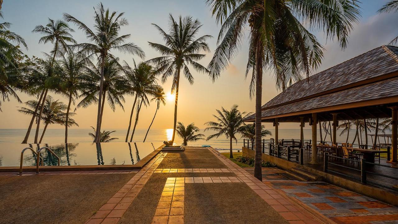 Ban Saithong Beach Resort Bang Saphan Noi Exterior photo